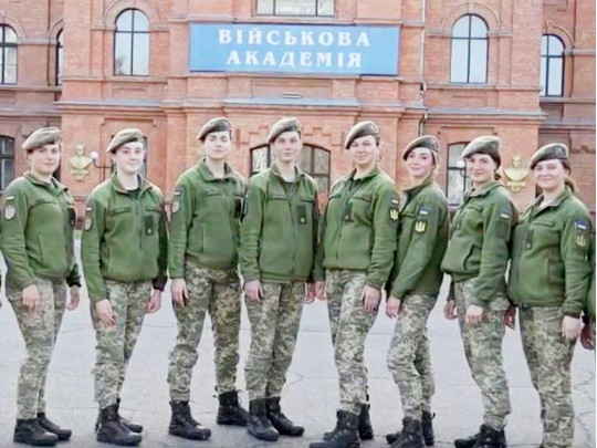 курсанты военной академии в Одессе