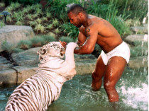 Майк Тайсон с тигром
