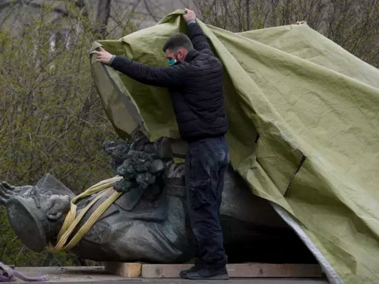 памятник Коневу в Праге
