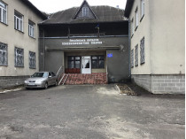 Коронавирус «накрыл» психбольницу в Почаеве: счет заболевших врачей и пациентов идет на десятки