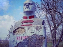 памятник Котовскому