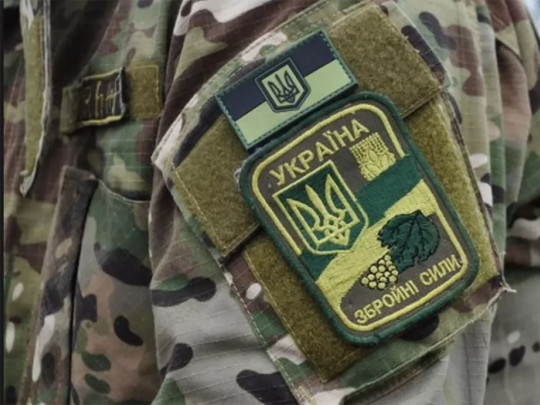 Зеленский внес изменения в положение о службе в ВСУ: ветеран АТО указал на тревожный момент