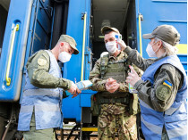 Вернулись из ада: в Киеве встретили бойцов Бригады быстрого реагирования Национальной гвардии (фото, видео)