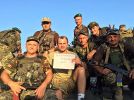 За доблесть и верность: футболиста Зозулю наградили медалью Объединенных сил (фото)