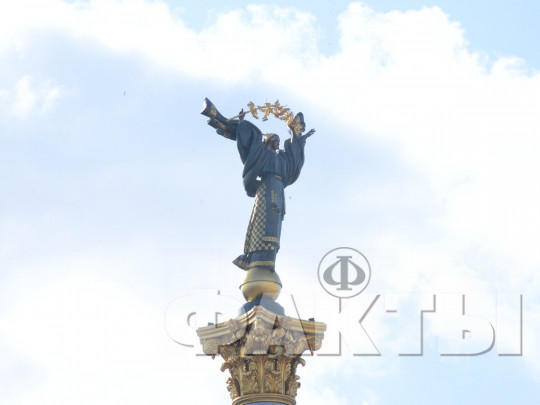 Монумент на Майдане в Киеве