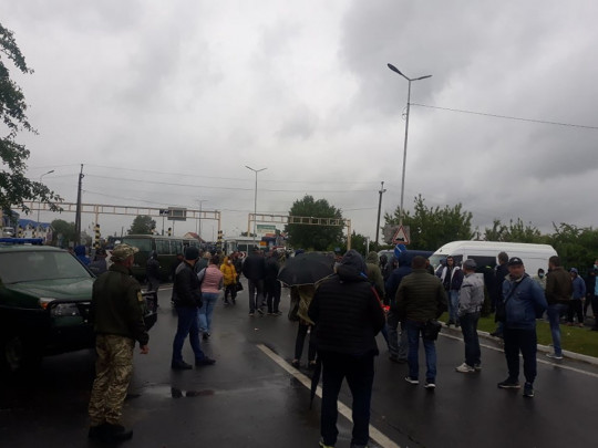 «Бунтовщики» разблокировали КПП «Тиса» на украинско-венгерской границе