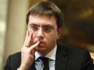 Омелян назвал причину обысков у него дома