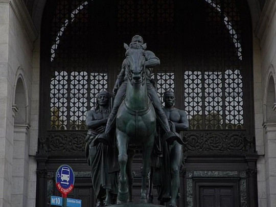 Статуя Теодора Рузвельта