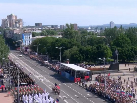 Парад в Донецке