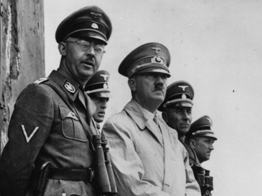 Генрих Гиммлер и Адольф Гитлер