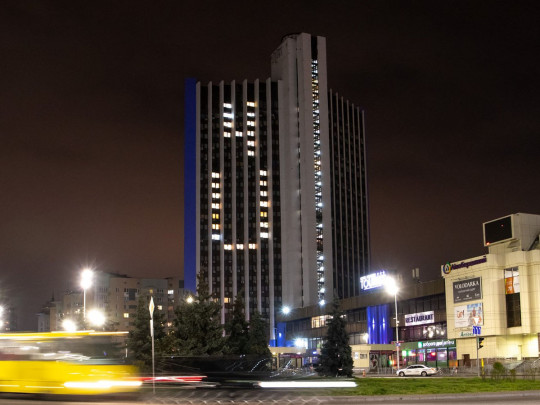 В гостиницах Киева зажгли свет в окнах пустующих номеров: что это за акция 