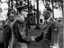 Адольф Гитлер и Генрих Гиммлер