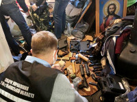 На Львовщине священник с уголовным прошлым продавал огнестрельное оружие