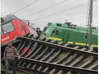 В Санкт-Петербурге столкнулись два поезда