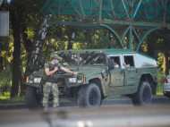 В день выборов при въезде в Минск заметили военную технику (фото)