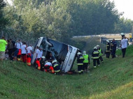 Автобус с поляками попал в ДТП в Венгрии: есть погибшие и пострадавшие, в том числе ребенок