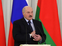 Лукашенко проиграл, от этого он еще опаснее: озвучены три варианта Кремля для Беларуси