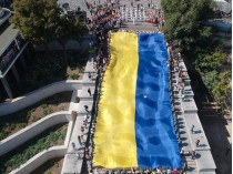 Флаг Украины над Потемкинской лестницей