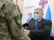 Минобороны наградило спасителей курсанток военной академии, пострадавших от пьяного майора 