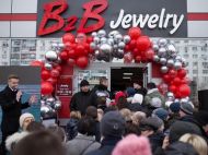 Бриллиантовый скандал: основателя B2B Jewelry отправили под домашний арест