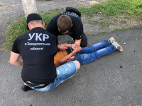 задержание подростка, ограбившего АЗС в Ужгороде