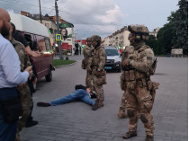 Действиями Кривоша руководили: в СБУ объяснили, почему луцкий террорист больше минуты ждал задержания