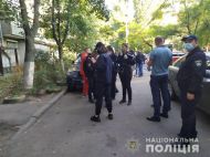 Зарезали при запертых входных дверях: некоторые подробности убийства фармацевта в Одессе