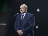 Лукашенко счел себя «единственным победителем цветной революции»