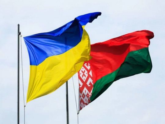 Между Уукраиной и Беларусью разгорается дипломатическая война: страны обменялись упреками