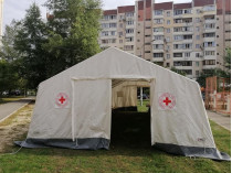 Не прошло и полгода: в Киеве наконец начали укреплять взорвавшийся дом на Позняках