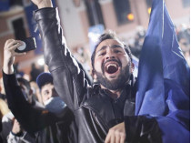 Оппозиция в Грузии выходит на массовые акции протеста после парламентских выборов