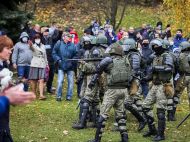 Протесты в Беларуси: задержаны более трех сотен активистов