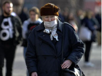 Минздрав инициирует введение в Украине «часа для пожилых людей»: что это значит