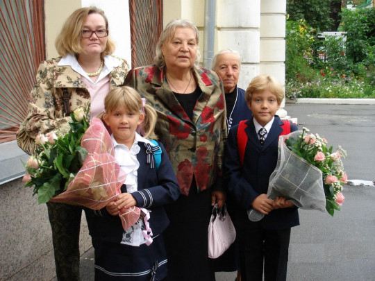Аделаида Лобановская с семьей