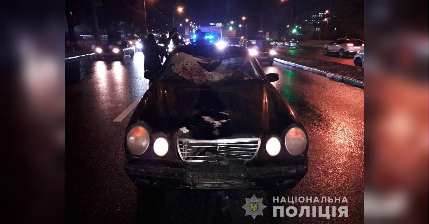 Оторванная голова залетела в салон авто: в Харькове произошло жуткое ДТП -  «ФАКТЫ»