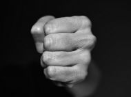 Представителя украинского омбудсмена обвинили в избиении охранника