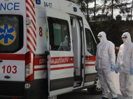Везли в другой город в одной майке: шокирующий случай в больнице на Днепропетровщине