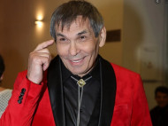 Алибасова выписали из больницы, но он еще слаб