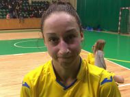 Украинская футболистка разнесла фотоаппарат мощным ударом мяча
