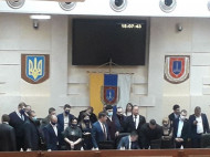 Ни сессии без скандала: в Одесском облсовете снова дрались