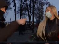 Маска не помогла: задержан мужчина, напавший на журналистку в день поминовения жертв Голодомора