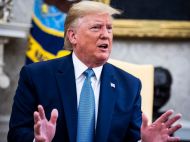 Трамп считает, что коронавирус создали для того, чтобы он проиграл президентские выборы