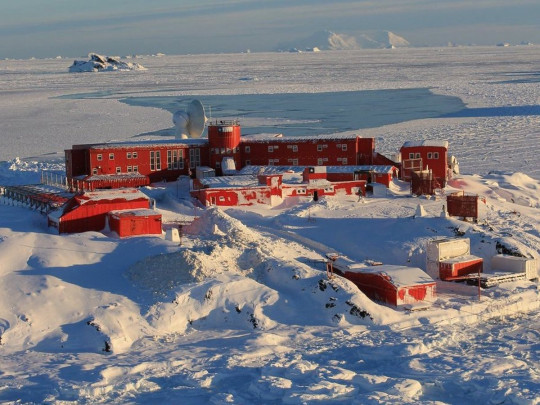 База в Антарктиде