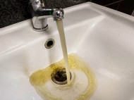 У детей колики: специалист шокировал качеством воды, которую пьют жители Донецка
