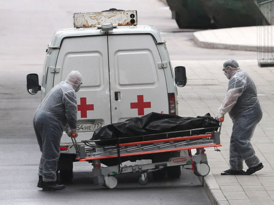 Диагнозы скрывают, хоронят тайно: в Крыму критическая ситуация с распространением коронавируса