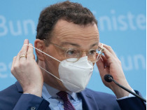 Министр здравоохранения Германии Йенс Шпан выступает за обязательное ношение респираторов