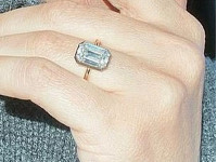 Помолвочное кольцо Шараповой