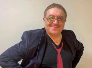 «Несмотря на антиковидную прививку, ходить без маски пока стремно», – Дмитрий Гершензон рассказал «ФАКТАМ», как привился в Израиле