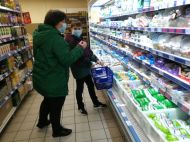 В выходные дни можно продавать не только продукты питания: Минздрав сделал важное уточнение 