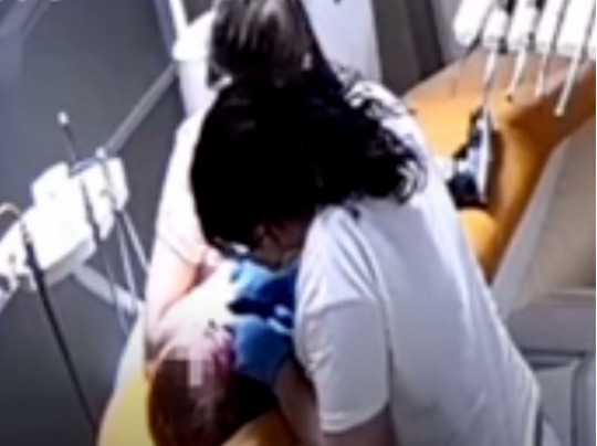Била и душила детей: «ФАКТЫ» узнали шокирующие подробности о стоматологе-изверге из Ровно